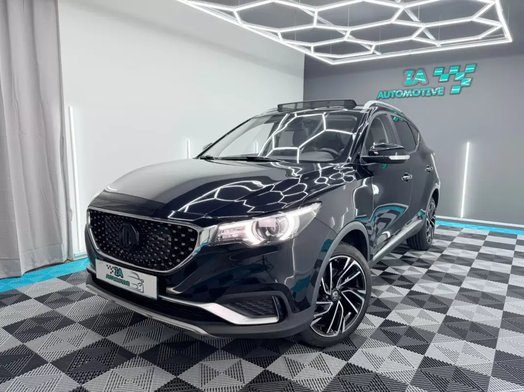 MG ZS 2020 - 15750 EUR, 137000 km - AUTO.MOTO.pt - 137000km - foto 1 de 22