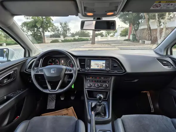 SEAT Leon 2014 - 13900 EUR, 222880 km - AUTO.MOTO.pt - 222880km - foto 6 de 21