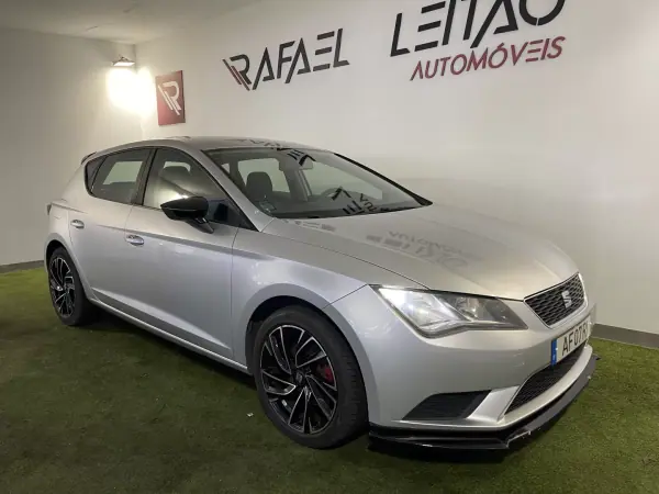 SEAT Leon 2013 - 8500 EUR, 258000 km - AUTO.MOTO.pt - 258000km - foto 10 de 27