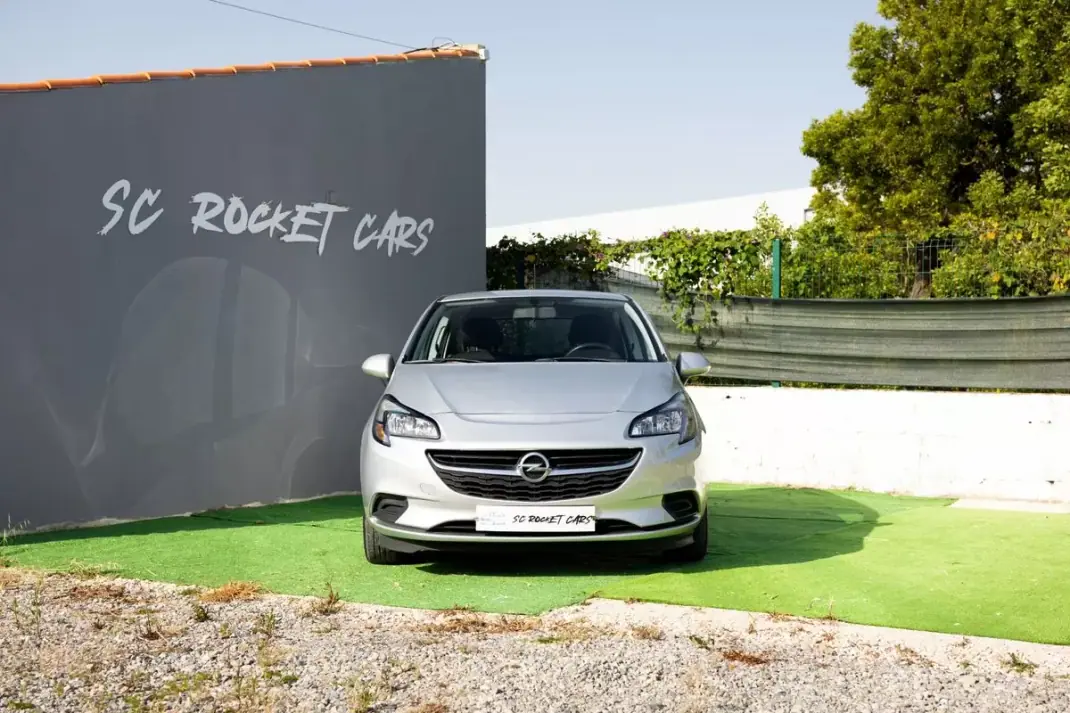 Opel Corsa 2018 - 8490 EUR, 141500 km - AUTO.MOTO.pt - 141500km - foto 1 de 37