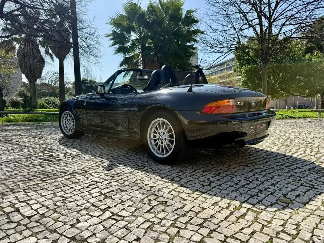 BMW Z3 1999 - 15890 EUR, 85650 km - AUTO.MOTO.pt - 85650km - foto 16 de 38