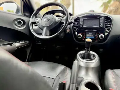 Nissan Juke 2014 - 9890 EUR, 160000 km - AUTO.MOTO.pt - 160000km - foto 15 de 37