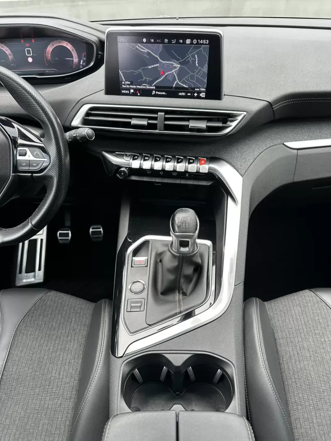Peugeot 5008 2019 - 15900 EUR, 180000 km - 180000km - foto 60 de 70