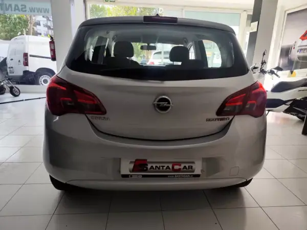 Opel Corsa 2018 - 10980 EUR, 118000 km - AUTO.MOTO.pt - 118000km - foto 13 de 23