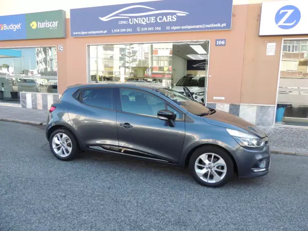 Renault Clio 2017 - 9500 EUR, 140000 km - AUTO.MOTO.pt - 140000km - foto 3 de 15
