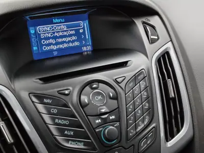 Ford Focus 2015 - 9250 EUR, 134990 km - AUTO.MOTO.pt - 134990km - foto 18 de 18