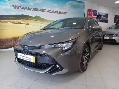 Toyota Corolla 2022 - 25390 EUR, 66424 km - foto 2 de 35