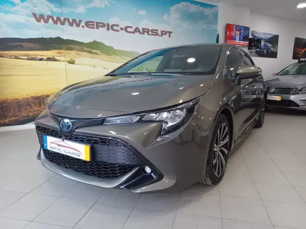 Toyota Corolla 1.8 Hybrid Comfort+P.Sport 2022 Híbrido (Gasolina) — 66 424 km Toyota Corolla 1.8 Hybrid Comfort+P.Sport 2022 Híbrido (Gasolina)