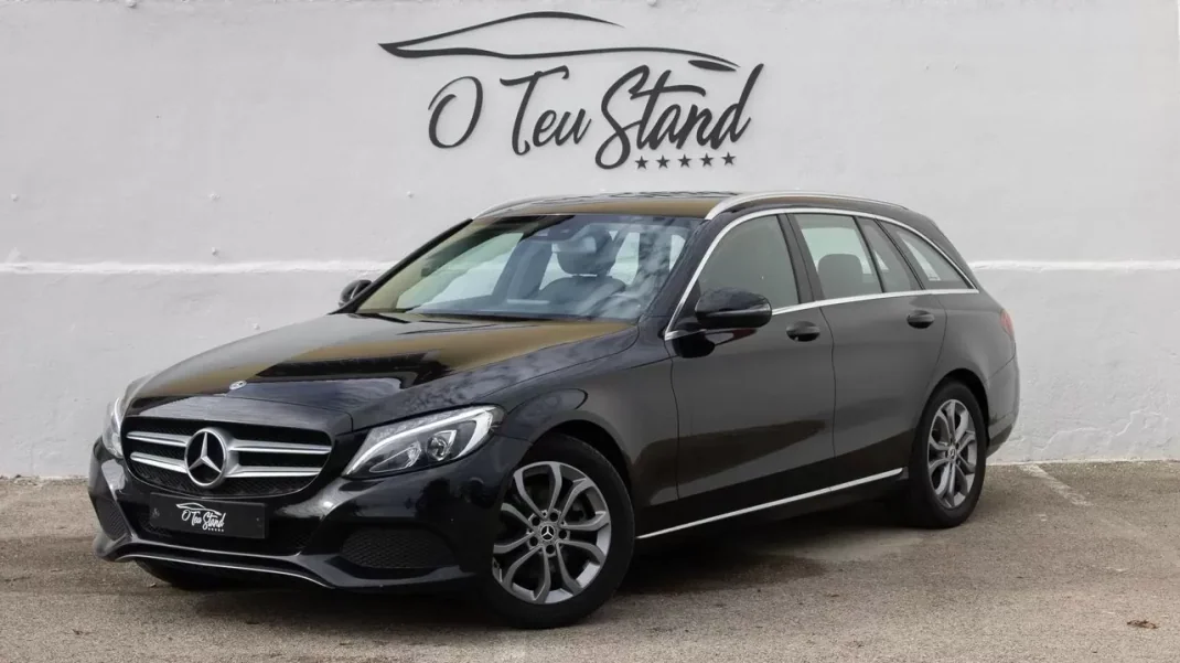 Mercedes-Benz C 220 2017 - 22750 EUR, 192000 km - AUTO.MOTO.pt - 192000km - foto 1 de 40