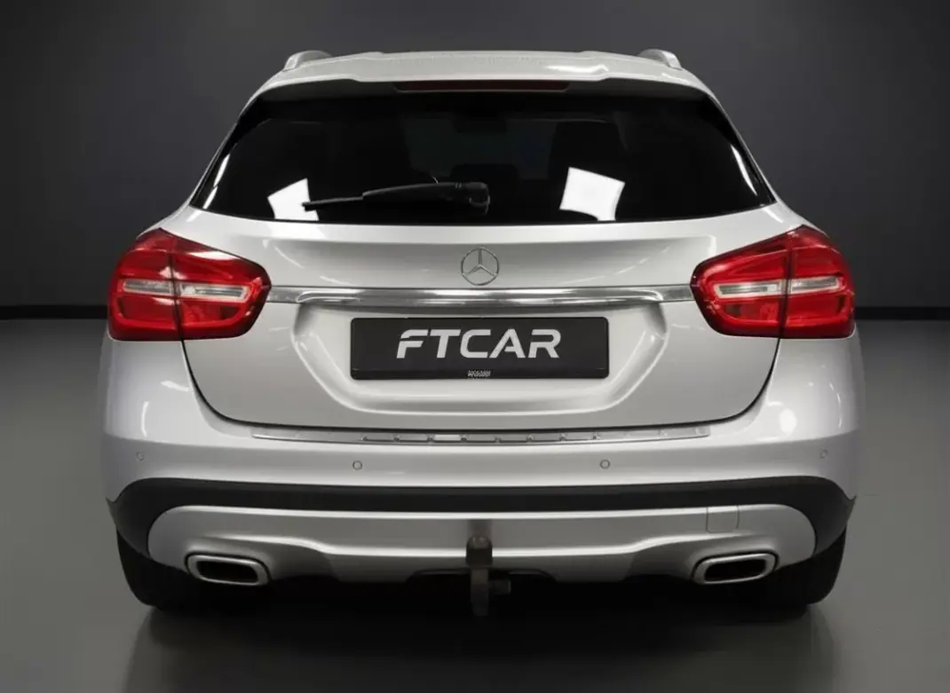 Mercedes-Benz GLA 200 2014 - 15990 EUR, 203675 km - 203675km - foto 3 de 7