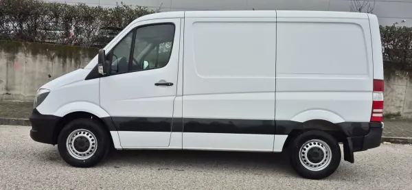 Mercedes-Benz Sprinter 2017 - 14750 EUR, 360000 km - AUTO.MOTO.pt - 360000km - foto 4 de 15