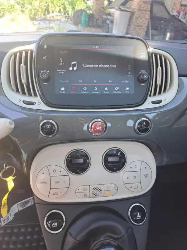 Fiat 500 2021 - 10950 EUR, 99468 km - AUTO.MOTO.pt - 99468km - foto 8 de 12