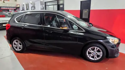 BMW 216 Active Tourer 2019 - 16890 EUR, 108650 km - AUTO.MOTO.pt - 108650km - foto 4 de 69