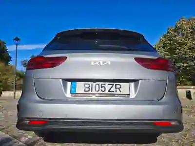 Kia Ceed SW 2024 - 17000 EUR, 56500 km - 56500km - foto 5 de 15