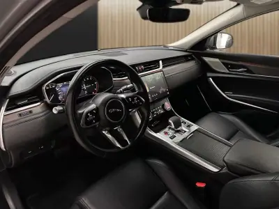 Jaguar XF Sportbrake 2021 - 37990 EUR, 119000 km - AUTO.MOTO.pt - 119000km - foto 7 de 23