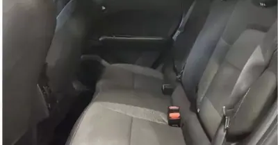 Renault Captur 2023 - 18990 EUR, 27990 km - AUTO.MOTO.pt - 27990km - foto 13 de 13