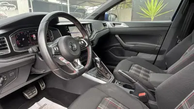 Volkswagen Polo 2019 - 22990 EUR, 130000 km - AUTO.MOTO.pt - 130000km - foto 7 de 32