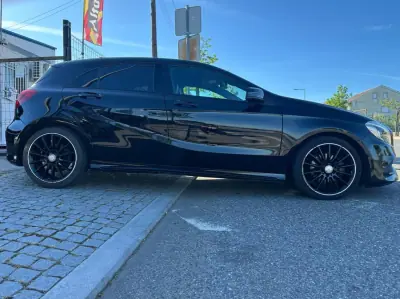 Mercedes-Benz A 180 2017 - 19900 EUR, 108222 km - AUTO.MOTO.pt - 108222km - foto 10 de 32