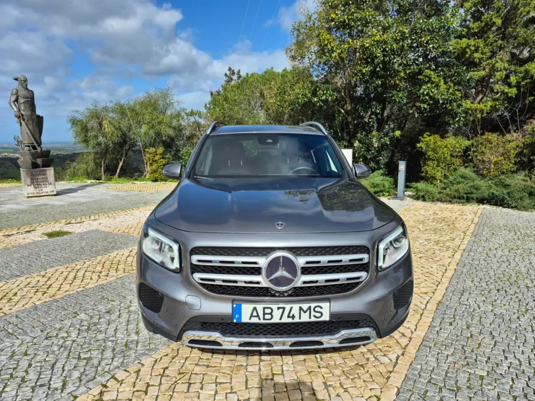 Mercedes-Benz GLB 180 2020 - 30900 EUR, 110548 km - AUTO.MOTO.pt - 110548km - foto 2 de 24