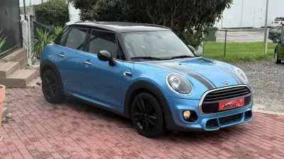 MINI Cooper 2018 - 19990 EUR, 102000 km - AUTO.MOTO.pt - 102000km - foto 12 de 27