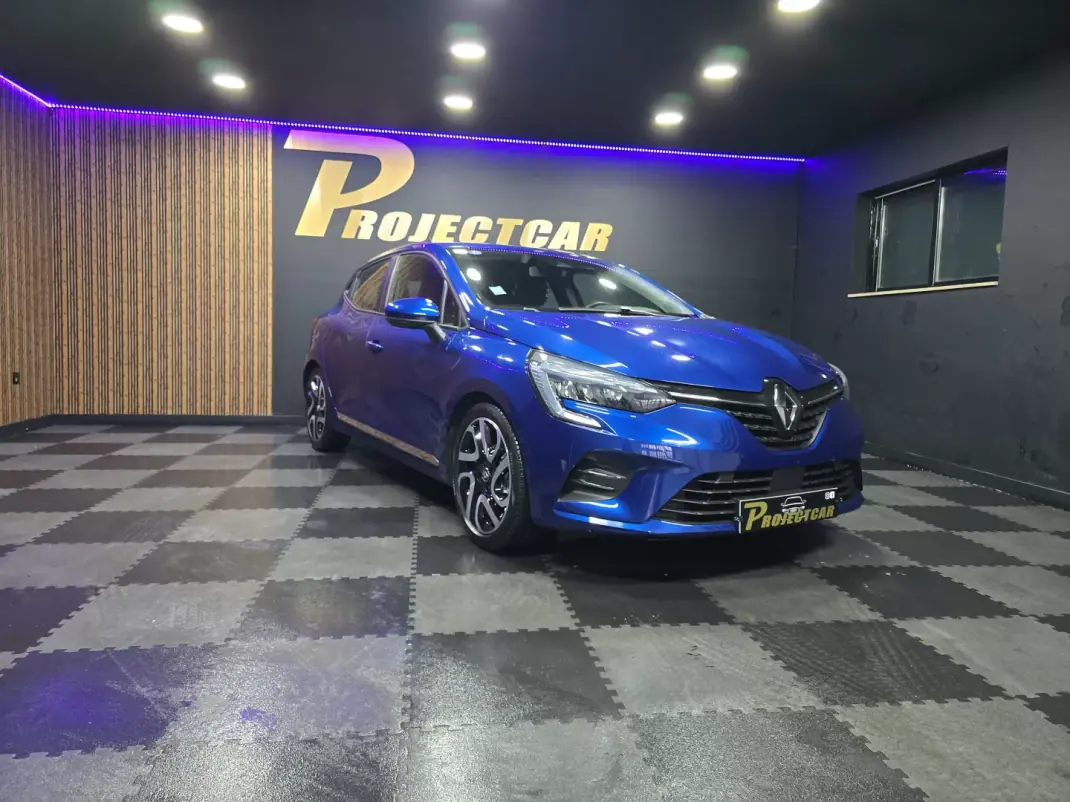Renault Clio 2021 - 14900 EUR, 56000 km - AUTO.MOTO.pt - 56000km - foto 19 de 25