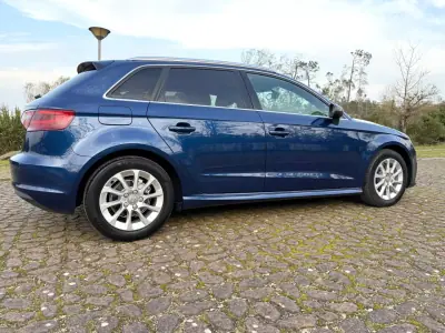 Audi A3 Sportback 2013 - 13500 EUR, 207000 km - AUTO.MOTO.pt - 207000km - foto 16 de 18