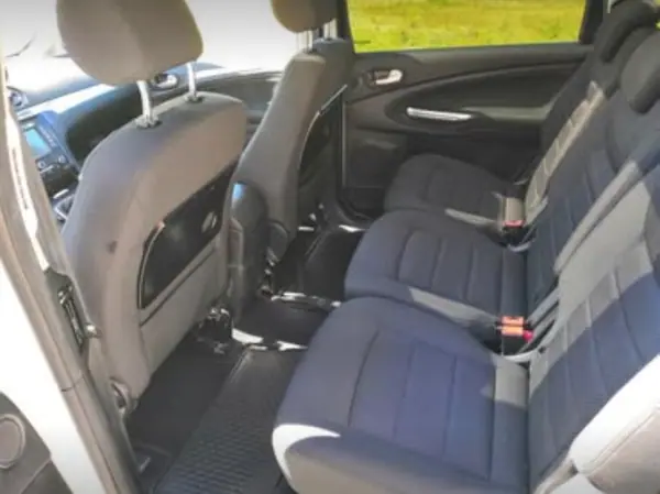 Ford Galaxy 2011 - 12000 EUR, 250000 km - AUTO.MOTO.pt - 250000km - foto 8 de 10