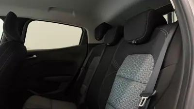 Renault Clio 2021 - 11490 EUR, 171078 km - AUTO.MOTO.pt - 171078km - foto 20 de 27