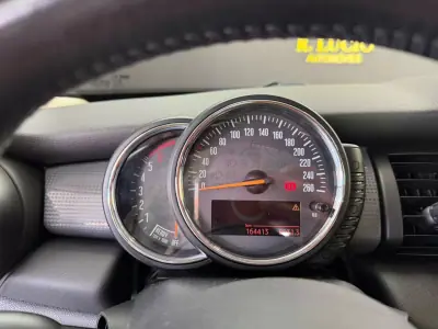 MINI 3 Portas 2014 - 10500 EUR, 164413 km - AUTO.MOTO.pt - 164413km - foto 7 de 25