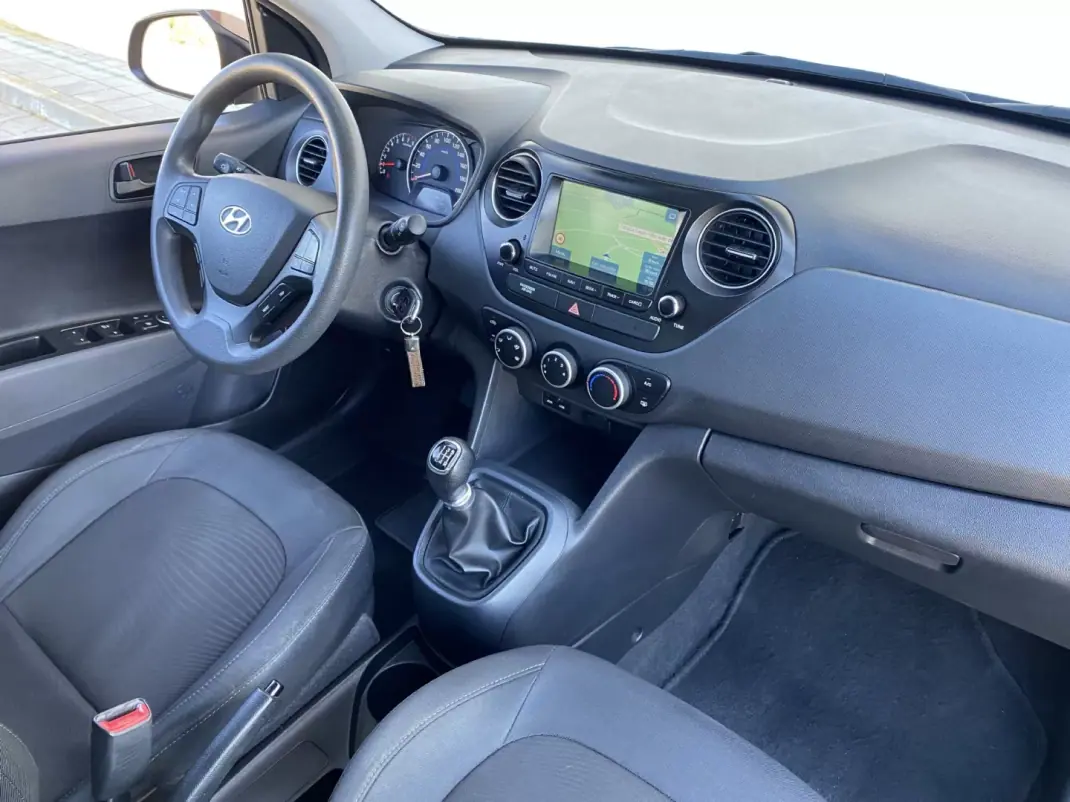 Hyundai i10 2017 - 7990 EUR, 142684 km - AUTO.MOTO.pt - 142684km - foto 7 de 7