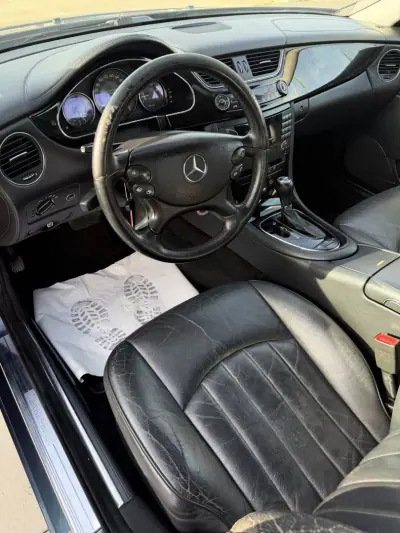 Mercedes-Benz CLS 320 2006 - 11990 EUR, 265000 km - 265000km - foto 7 de 9