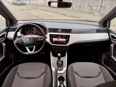 SEAT Arona 2018 - 18500 EUR, 136000 km - AUTO.MOTO.pt - 136000km - foto 15 de 28
