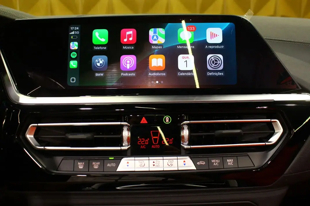 BMW Z4 2023 - 72500 EUR, 13000 km - AUTO.MOTO.pt - 13000km - foto 32 de 33