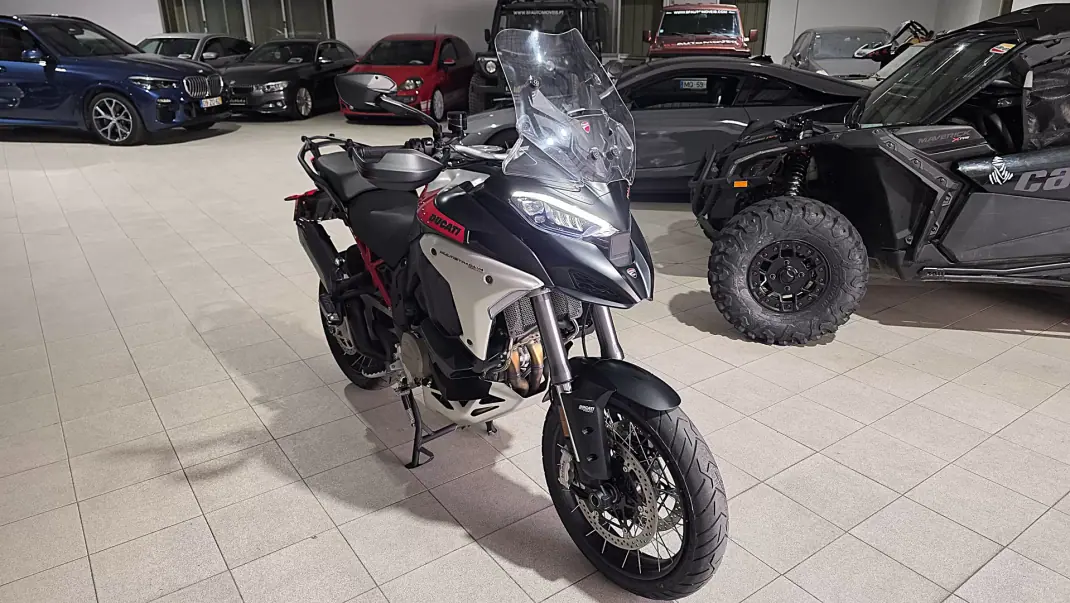 Ducati Multistrada 1260 Enduro 2024 - 28500 EUR, 3867 km - AUTO.MOTO.pt - 3867km - foto 2 de 27