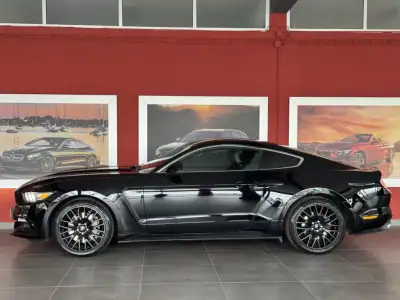 Ford Mustang 2015 - 39990 EUR, 71730 km - AUTO.MOTO.pt - 71730km - foto 8 de 26