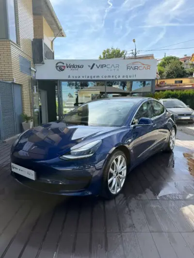 Tesla Model 3 2020 - 23500 EUR, 148444 km - foto 5 de 9