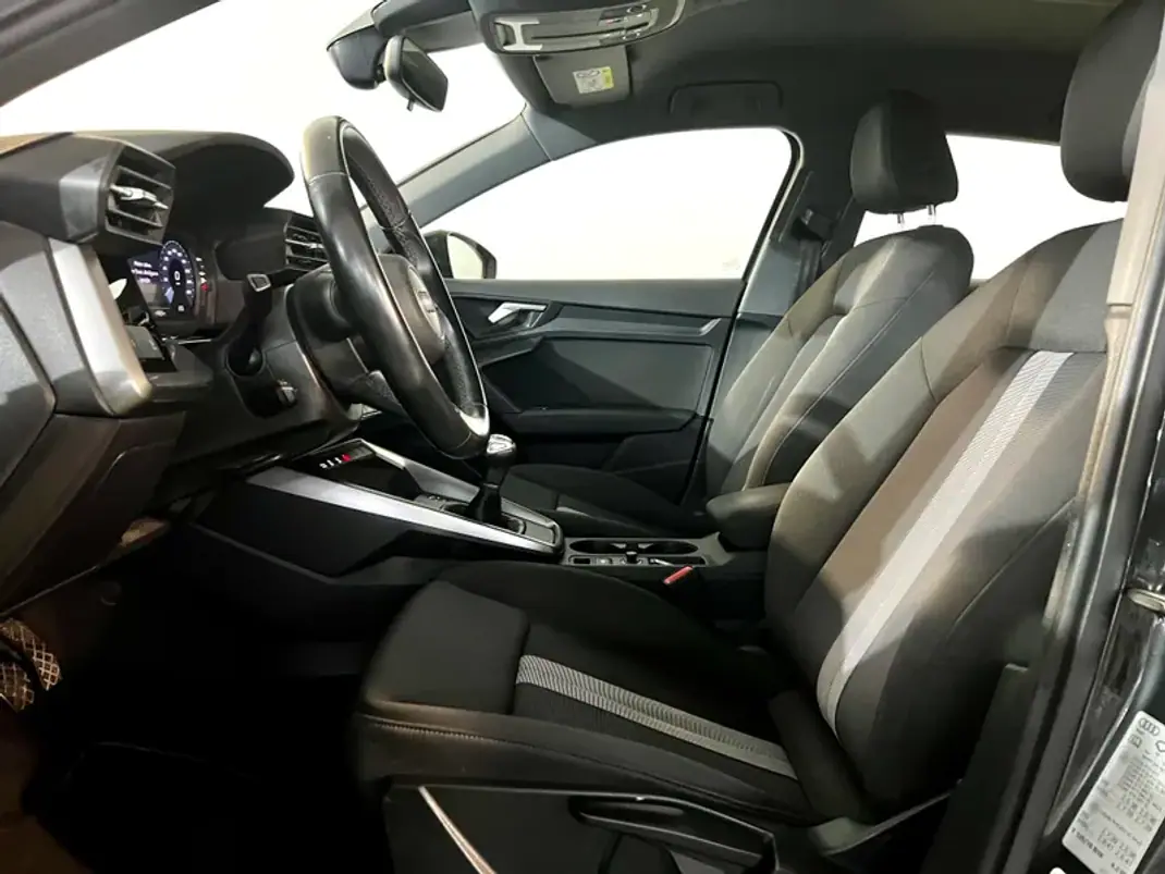 Audi A3 Sportback 2022 - 21750 EUR, 149000 km - AUTO.MOTO.pt - 149000km - foto 15 de 32