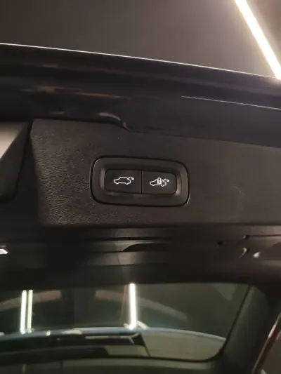 Volvo V60 2021 - 29750 EUR, 109907 km - AUTO.MOTO.pt - 109907km - foto 17 de 17