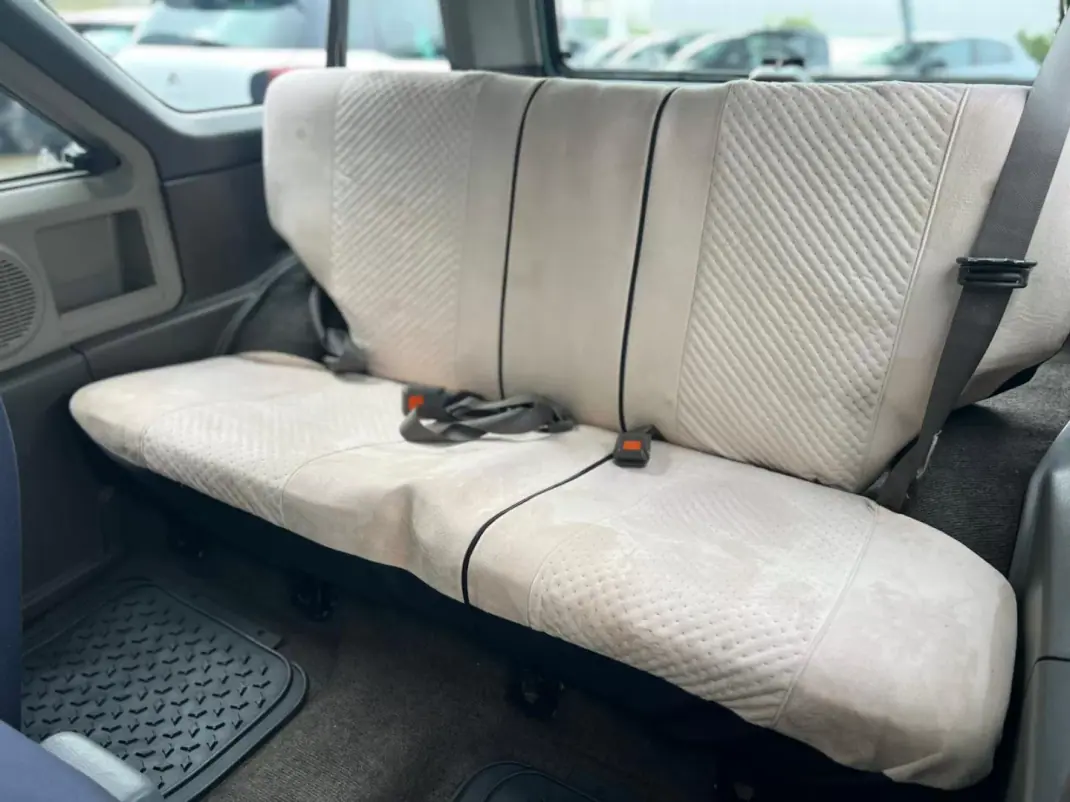 Nissan Terrano 1990 - 7500 EUR, 356940 km - AUTO.MOTO.pt - 356940km - foto 9 de 15