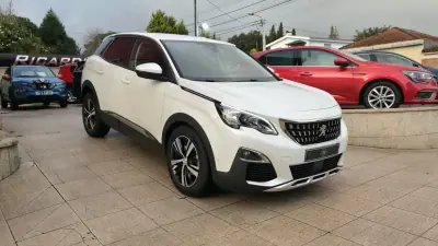 Peugeot 3008 2018 - 16990 EUR, 131000 km - AUTO.MOTO.pt - 131000km - foto 3 de 23
