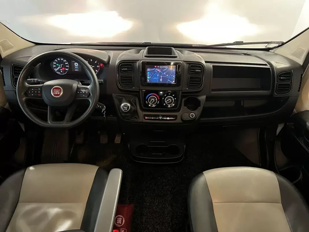 Fiat Ducato 2022 - 29500 EUR, 120000 km - AUTO.MOTO.pt - 120000km - foto 3 de 26