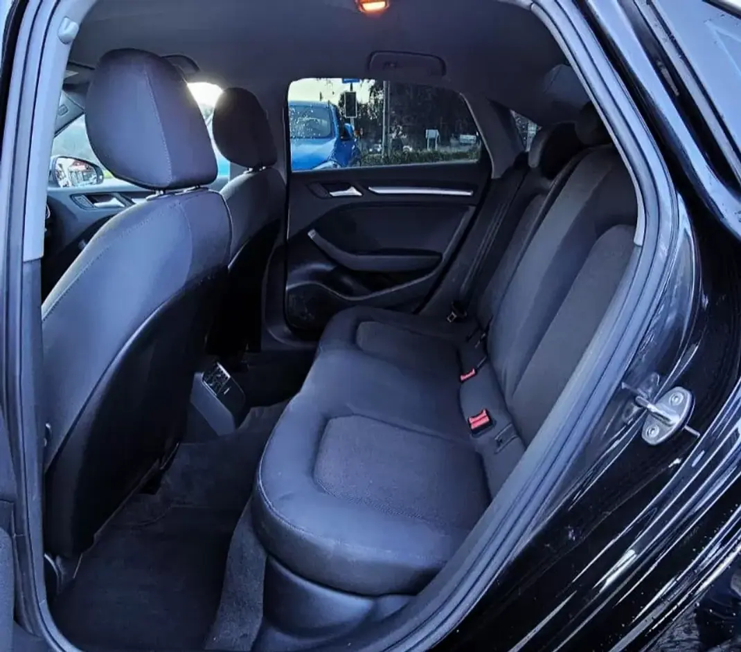 Audi A3 Limousine 2016 - 18999 EUR, 110000 km - 110000km - foto 23 de 23