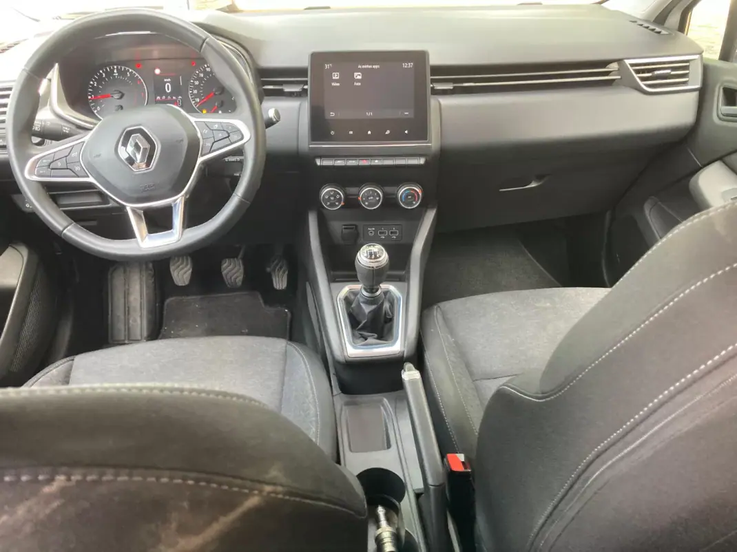 Renault Clio 2020 - 13890 EUR, 145621 km - AUTO.MOTO.pt - 145621km - foto 19 de 20