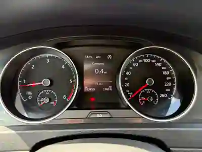 Volkswagen Golf Variant 2017 - 11250 EUR, 193000 km - AUTO.MOTO.pt - 193000km - foto 14 de 14