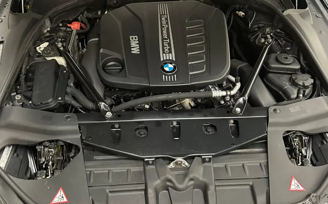 BMW 640 Gran Coupé 2011 - 30900 EUR, 180000 km - AUTO.MOTO.pt - 180000km - foto 15 de 15