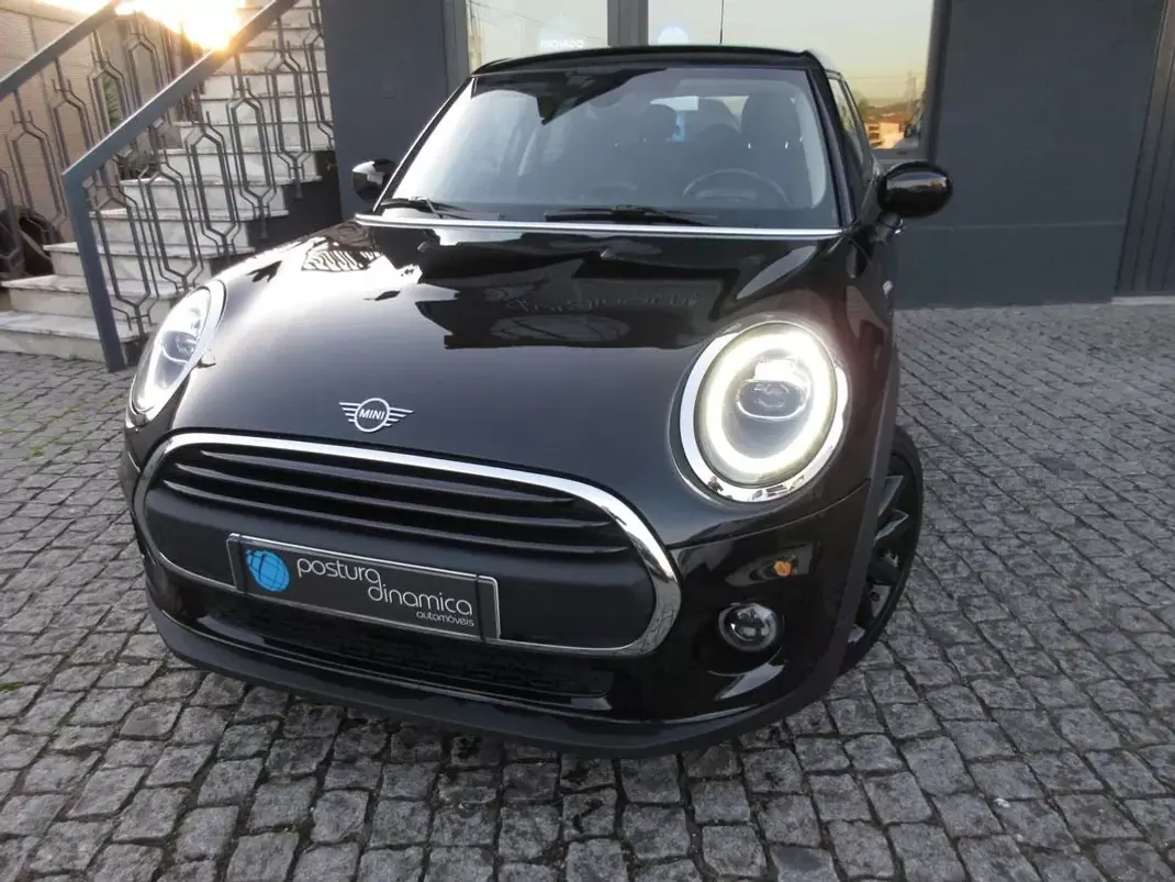 MINI Cooper 2021 - 19990 EUR, 90000 km - AUTO.MOTO.pt - 90000km - foto 2 de 52