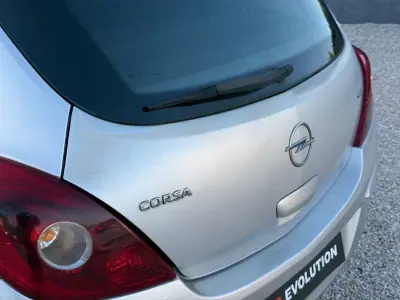 Opel 2007 - 4250 EUR, 139900 km - AUTO.MOTO.pt - 139900km - foto 15 de 17