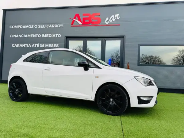 SEAT Ibiza 2013 - 12000 EUR, 120000 km - AUTO.MOTO.pt - 120000km - foto 4 de 17