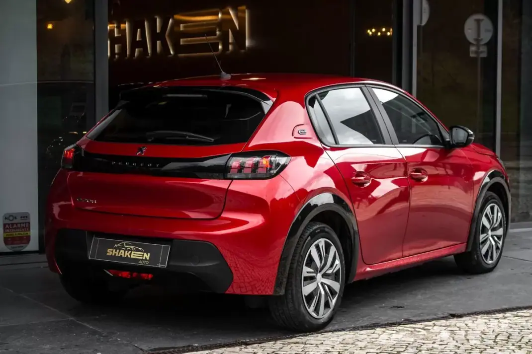 Peugeot e-208 2023 - 17800 EUR, 18457 km - AUTO.MOTO.pt - 18457km - foto 4 de 41