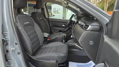 Dacia Duster 2023 - 18750 EUR, 48500 km - AUTO.MOTO.pt - 48500km - foto 17 de 23